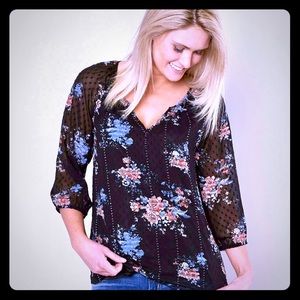 Beautiful dressy floral top